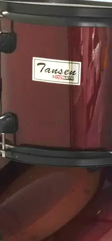 Tansen (Tonus?) acoustic drums full kit