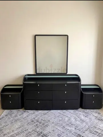 Home used furnitures ( dresser with mirror )