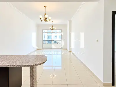 High Floor l Stunning View l Avail last Nov