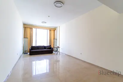 Fully Furnished|Walking Distance to Metro|Closed Kitchen