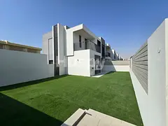 Flexible Terms | Corner Unit | Landscaped