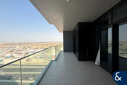 Ultra Modern 2 Bedroom | Great Views | Vacant