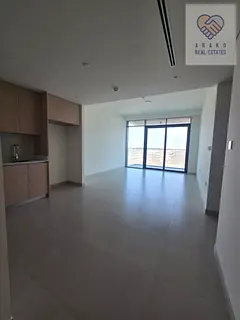 Brand new 2 bedrooms | middle floor | ready to move in