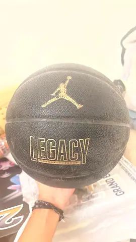 Jordan Legacy 2.0 8P BasketBall