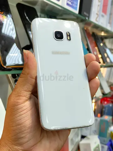 SAMSUNG S7 White Samsung Galaxy (good working condition) - clean back panel