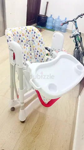 Adjustable baby high chair with removable tray - good condition