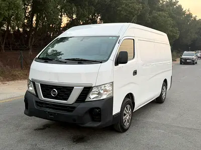 Nissan Urvan Automatic NV350 2022 GCC Specs