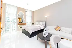 UPGRADED AND FURNISHED | RENTED | WITHOUT BALCONY |