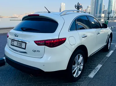صورة 4 لـ 2019 Infiniti QX70