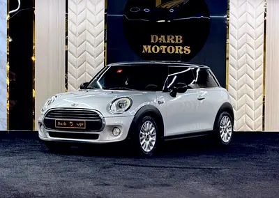 2016 MINI Cooper GCC Specs in Excellent Condition