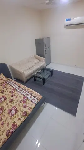استمتع بحياة مريحة وخالية من المتاعب، مع شمول جميع المرافق الأساسية.