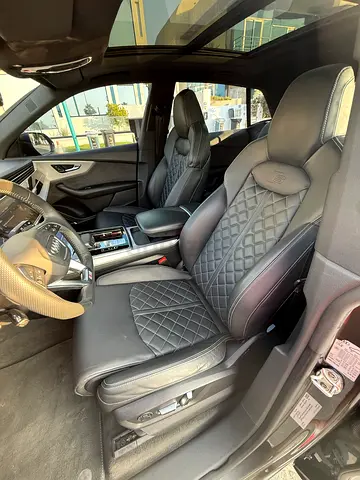 Audi Q8 2019 - S Line - Vorsprung - RS bucket seats - Fully loaded