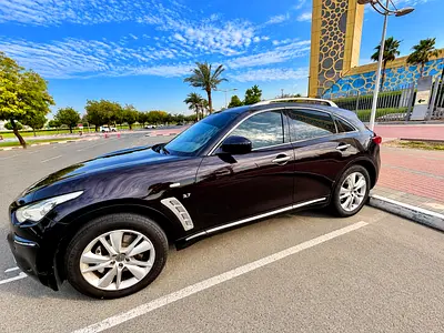 صورة 9 لـ 2015 Infiniti QX70