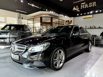 Only 83K KM !! - Hybrid - E 400 - Full Option - Amazing Condition