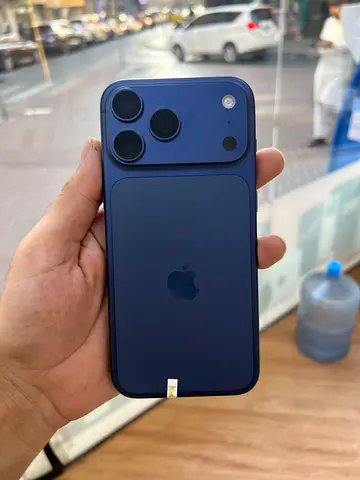 iPhone 17 pro max 512gb brand new TDRA ONLY PHONE