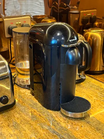 Nespresso Vertuo Plus C GCB2