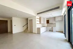 Elegant | Central Park View | Near Amenities