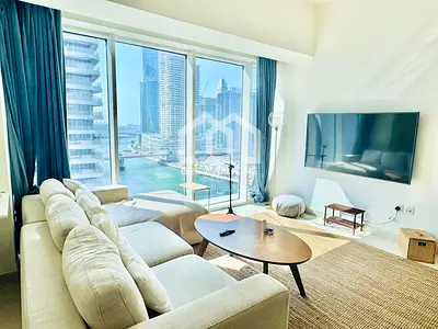 CONVERTED STUDIO | PARTIAL CANAL VIEW | FURNISHED