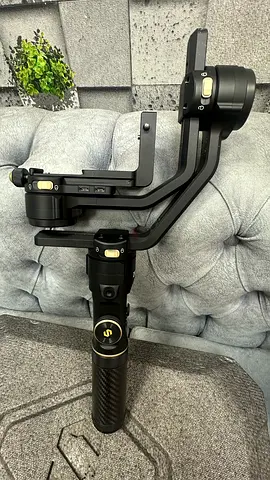 Zhiyun Crane 2S 3-Axis handheld stabilizer Ghimble