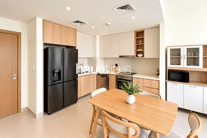 Furnished or Unfurnished | Low Floor | Park View |