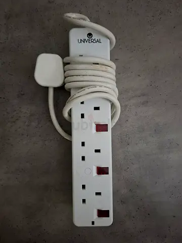 Universal 4-Socket UK Power Strip Extension Lead (White) - Good Condition