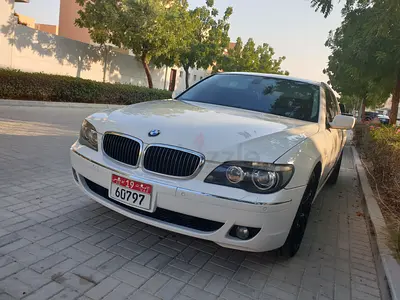 2008 BMW 7-Series 740i - Individual - White/Black | 50+ Service Invoices