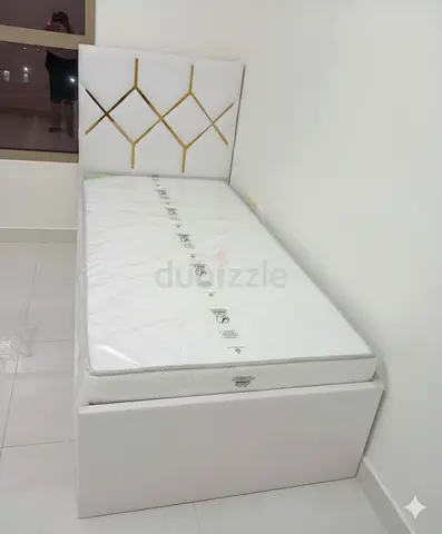 Single white bed 90x190 cm with mattress medical- new