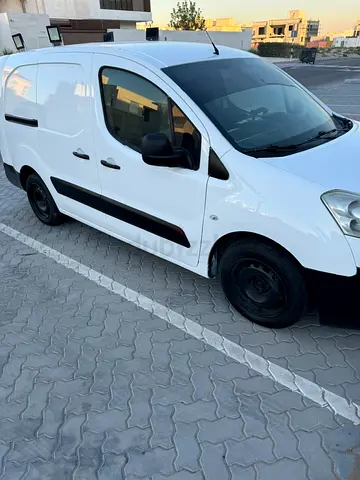2014 Peugeot Partner  Van - European Specs