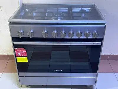 Bosch gas cooker 90cm good condition for sale