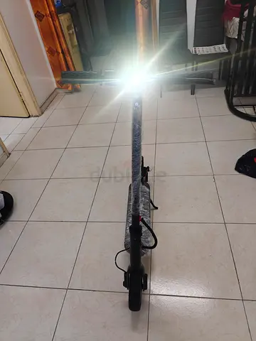 Electric scooter with charger battery new Rang 15 to 18 km location sharjah abushgara 🚥