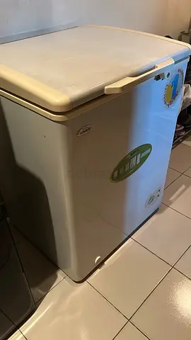 Small chest freezer - used, good working condition