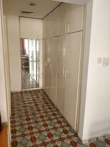 MASTER BEDROOM ATTACHED BATH WITH BALCONY AVAILABLE ONLY FOR  INDIAN EXECUTIVE WORKING COUPLE/LADY'S