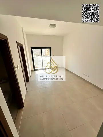 للإيجار السنوي | غرفة وصالة وحمامين مع بلكونة | النعيمية 1 - عجمان | 27,000 درهم