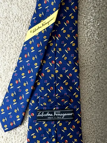 Salvatore Ferragamo blue patterned silk tie - made in Italy