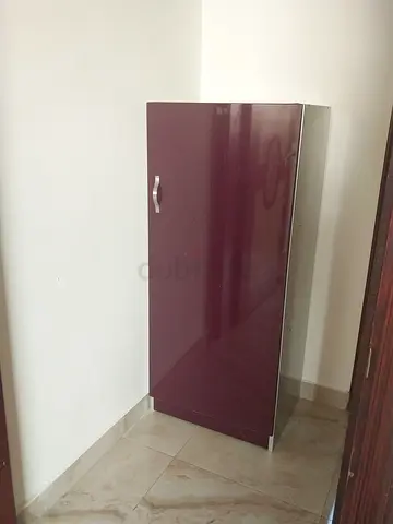 Storage cabinets 80 aed