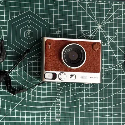 Instax mini evo