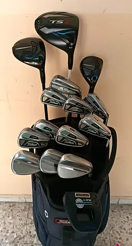 Titleist Complete Golf Set for Men Right Handed..
