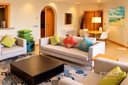 Vacant | Spacious Living Area | High Floor