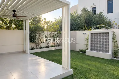 Corner Unit | Landscaped Garden | Vacant Now