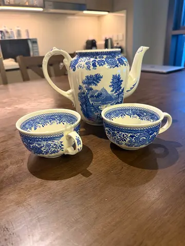 Villeroy & Boch antique tea cup full set