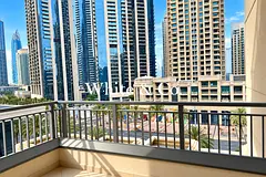 UNFURNISHED | LOW FLOOR | BOULEVARD FACING