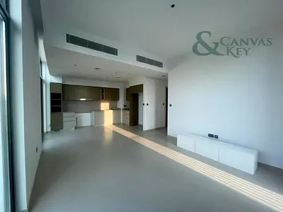 SINGLE ROW | LANDSCAPED | NEAR POOL