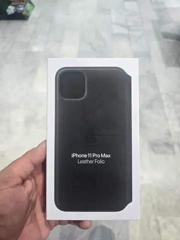 Brand New Apple iPhone 11 Pro Max Leather Folio Case (Sealed).