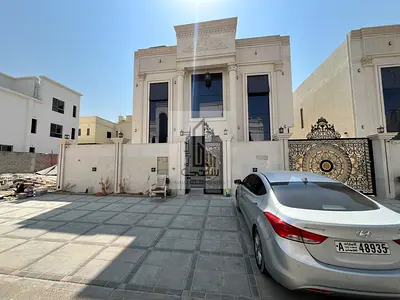 Classic-style villa for sale including registration fees in a prime location