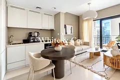 Compact 1 Bed close to the metro