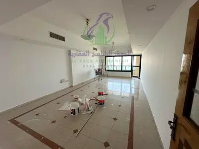 ثلاث غرف وصالة بالمجاز 2، إطلالة بحرية، غرفة خادمة، 2 بلكونة، خزائن وموزع كبير، تكييف وباركن مجاني، 4 أو 6 شيكات.