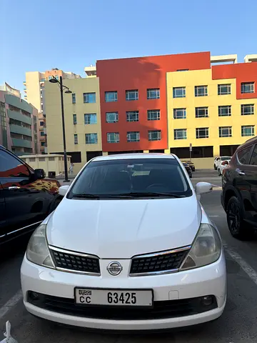 Nissan Tiida LE 2012 Japanese Specs