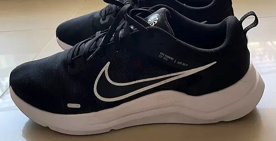 NIKE DOWNSHIFTER 12 mens Sneaker