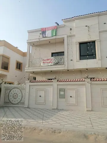 فيلا للإيجار في الحليو 1 عجمان | 130 ألف درهم سنويًا | 6 غرف نوم | 7 حمامات | مطبخان | صالتان | مجلس | غرفة خادمة | أرضي وطابقان وروف | 3900 قدم²