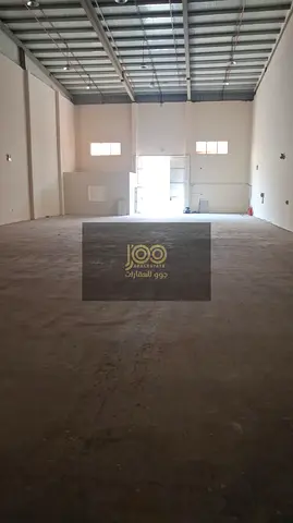🏢 مستودع للإيجار السنوي في أم الثعوب أم القيوين | 5,200 قدم مربع | كهرباء 40 كيلوواط | 195,000 درهم